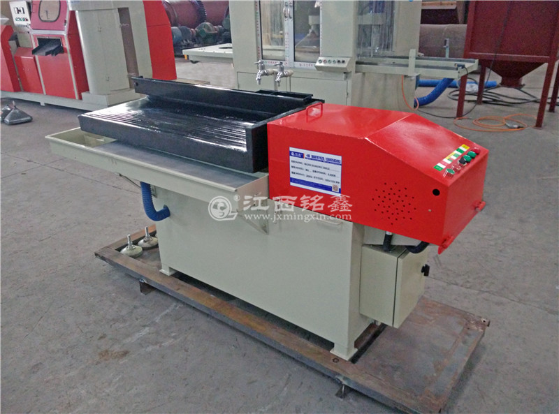 帶水循環的小搖床